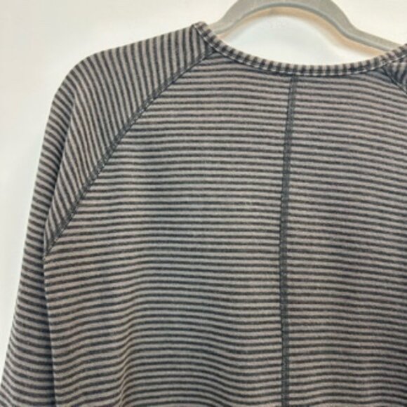 Lululemon Open Your Heart Long Sleeve Reversible Striped Top Large - Picture 7 of 10